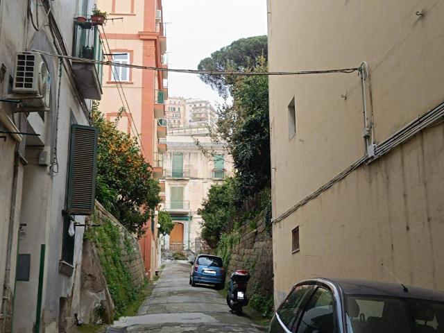 Palazzo / Stabile in vendita a Napoli NA