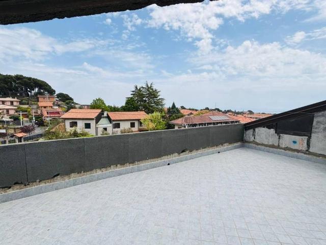 Palazzo / Stabile in vendita a Nicolosi CT
