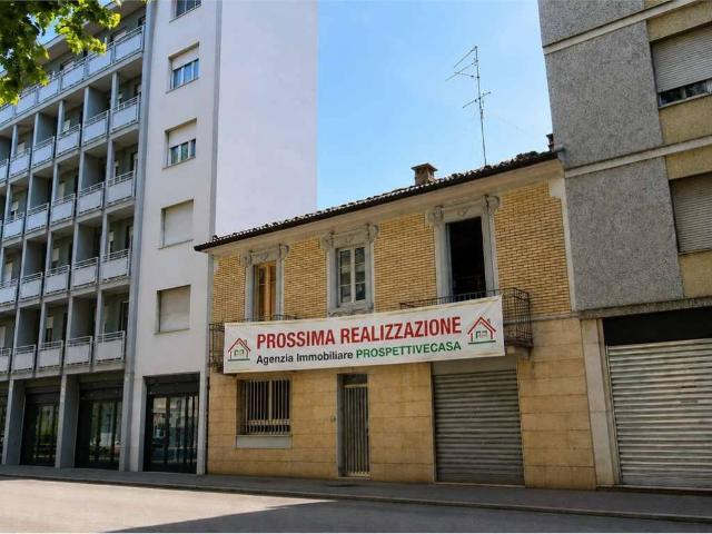 Palazzo / Stabile in vendita a Novara NO