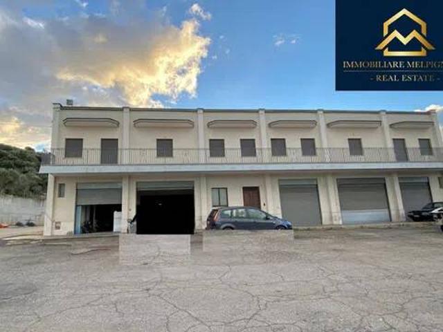 Palazzo / Stabile in vendita a Ostuni BR