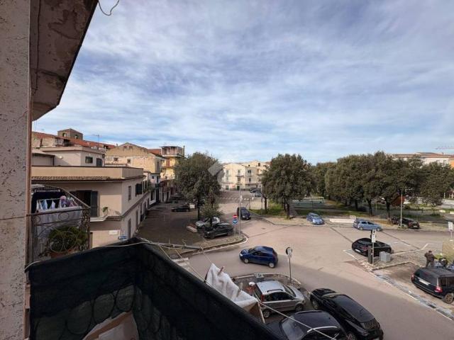 Palazzo / Stabile in vendita a Aversa CE