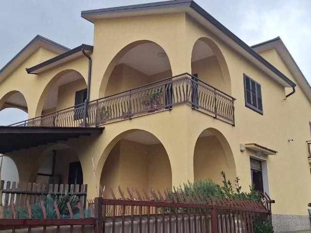 Palazzo / Stabile in vendita a Alcamo TP