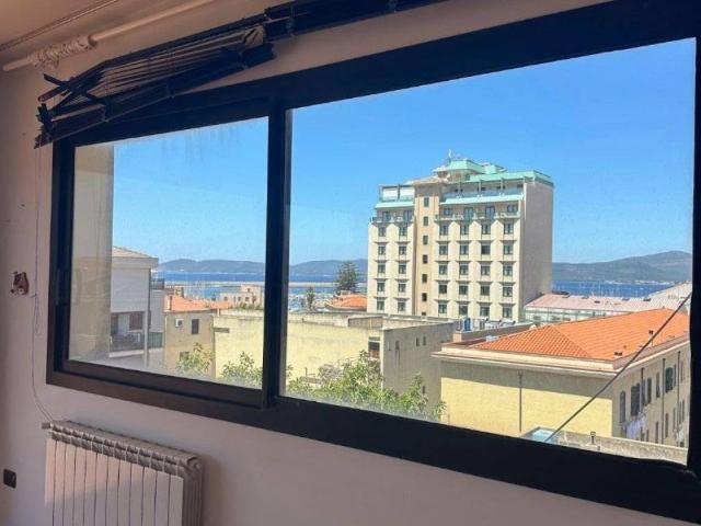 Palazzo / Stabile in vendita a Alghero SS