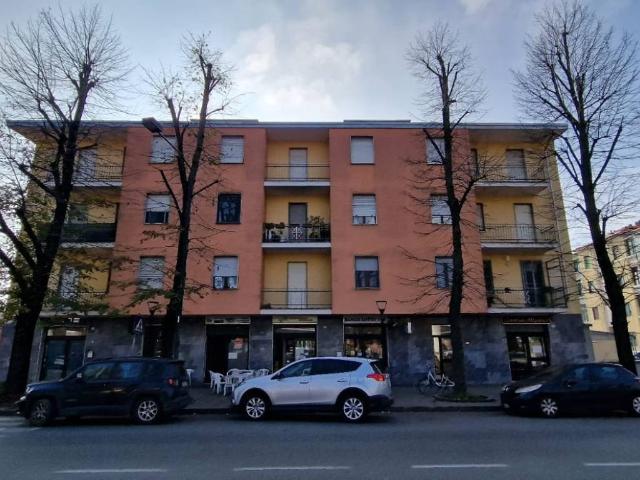 Palazzo / Stabile in vendita a Alessandria AL
