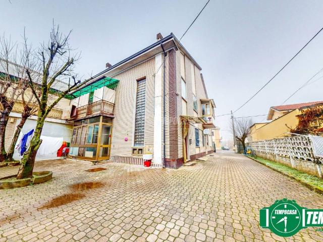 Palazzo / Stabile in vendita a Alessandria AL