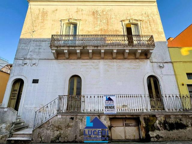 Palazzo / Stabile in vendita a Alezio LE
