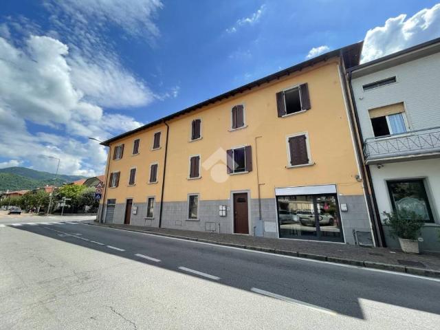 Palazzo / Stabile in vendita a Almè BG