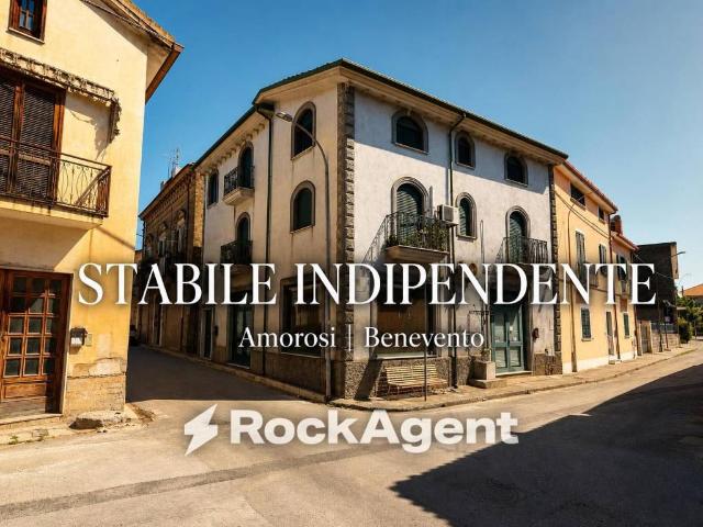 Palazzo / Stabile in vendita a Amorosi BN