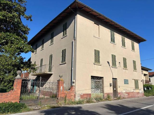 Palazzo / Stabile in vendita a Arezzo AR