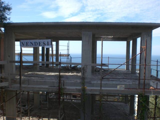 Palazzo / Stabile in vendita a Ascea SA