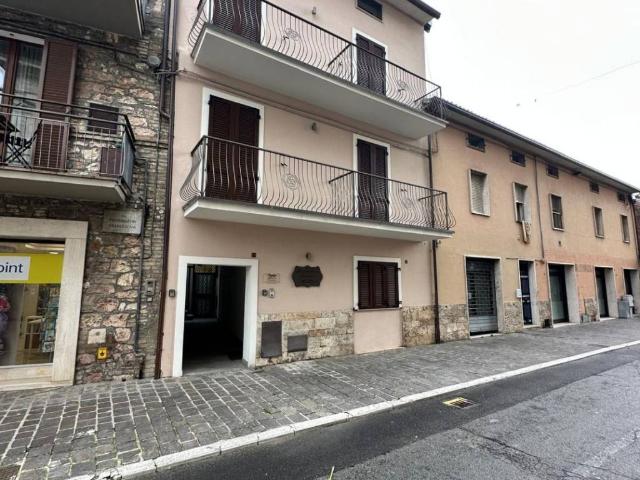 Palazzo / Stabile in vendita a Assisi PG
