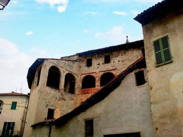 Palazzo / Stabile in vendita a Bagnasco CN
