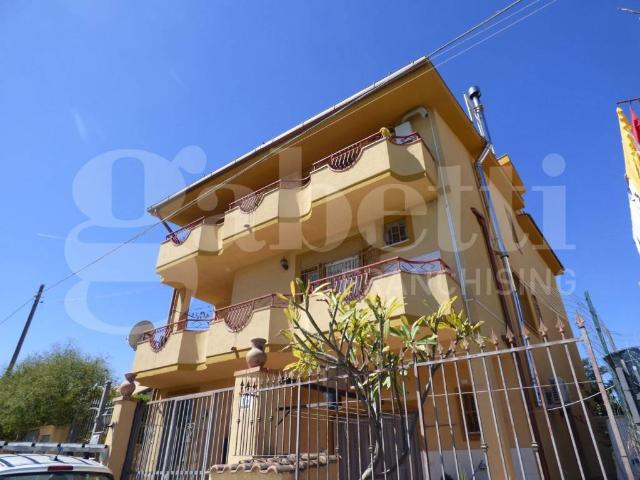 Palazzo / Stabile in vendita a Bagheria PA