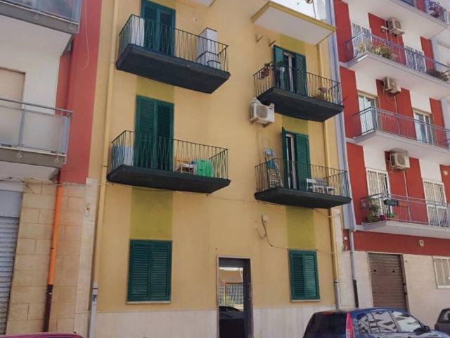 Palazzo / Stabile in vendita a Bari BA