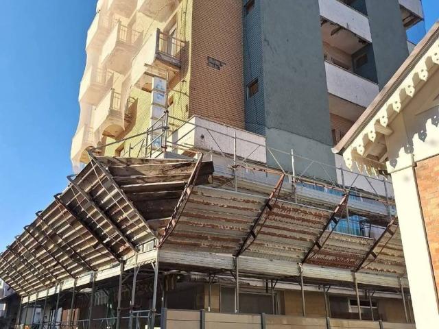 Palazzo / Stabile in vendita a Bellaria Igea Marina RN