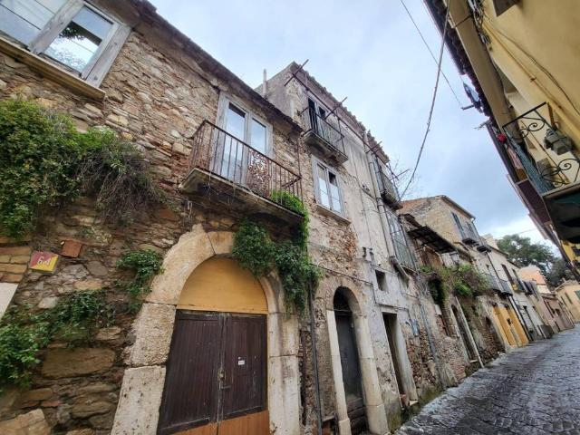 Palazzo / Stabile in vendita a Benevento BN