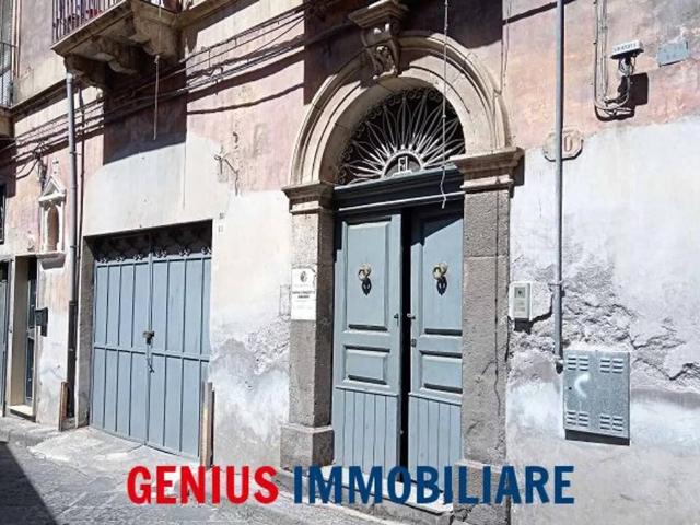 Palazzo / Stabile in vendita a Biancavilla CT