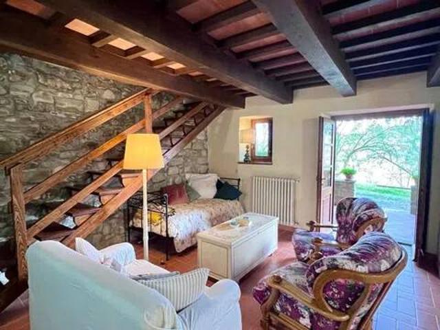 Palazzo / Stabile in vendita a Bibbiena AR
