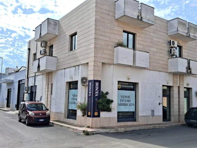 Palazzo / Stabile in vendita a Bitonto BA