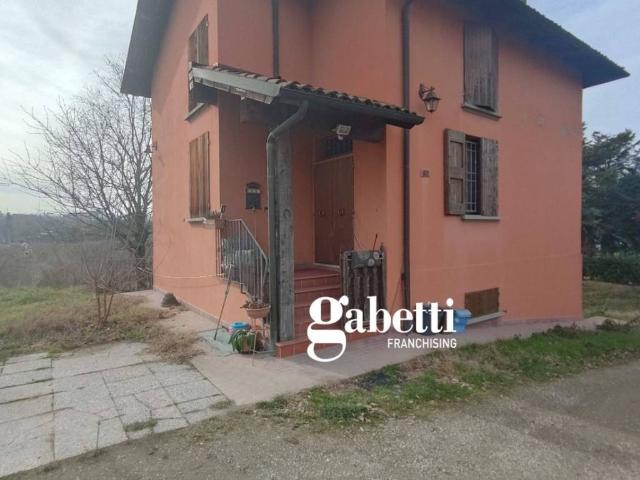 Palazzo / Stabile in vendita a Bologna BO