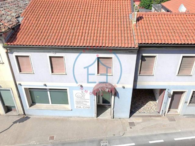 Palazzo / Stabile in vendita a Borgo Veneto PD