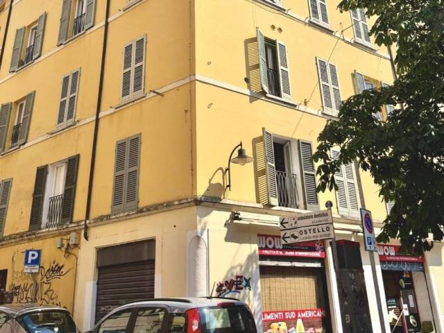Palazzo / Stabile in vendita a Brescia BS