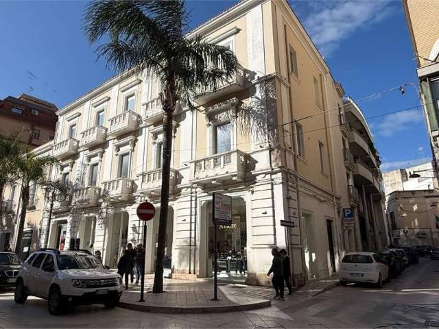 Palazzo / Stabile in vendita a Brindisi BR