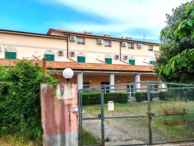 Palazzo / Stabile in vendita a Brugnato SP