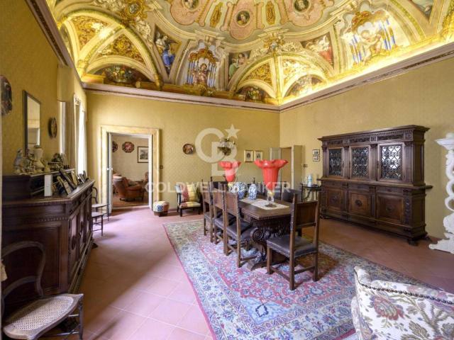 Palazzo / Stabile in vendita a Cagli PU