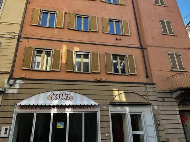 Palazzo / Stabile in vendita a Casale Monferrato AL