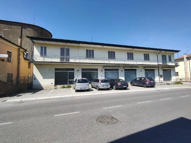Palazzo / Stabile in vendita a Casaleone VR