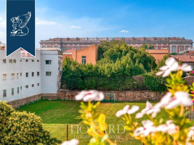 Palazzo / Stabile in vendita a Caserta CE