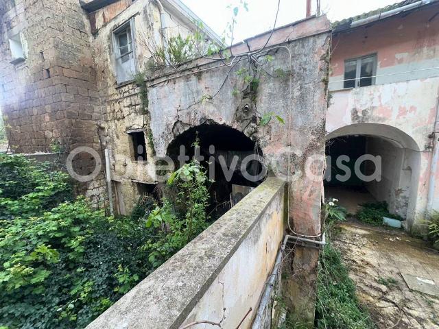 Palazzo / Stabile in vendita a Caserta CE