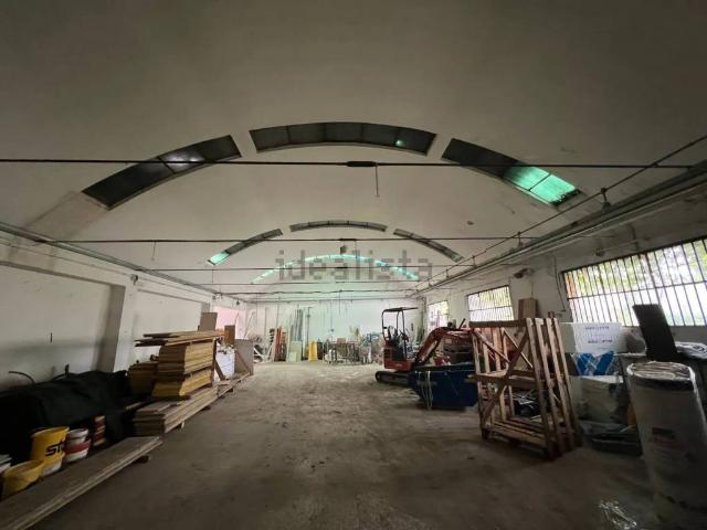 Palazzo / Stabile in vendita a Castelnuovo del Garda VR