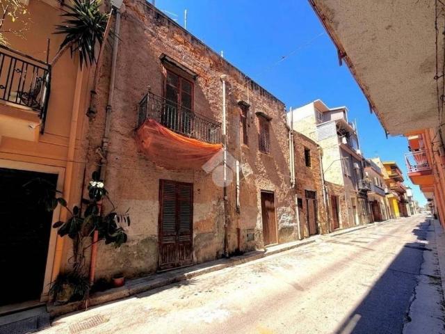 Palazzo / Stabile in vendita a Casteldaccia PA