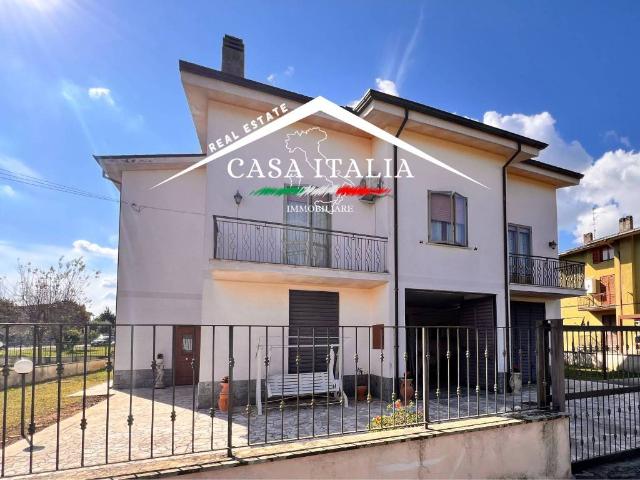 Palazzo / Stabile in vendita a Capodimonte VT