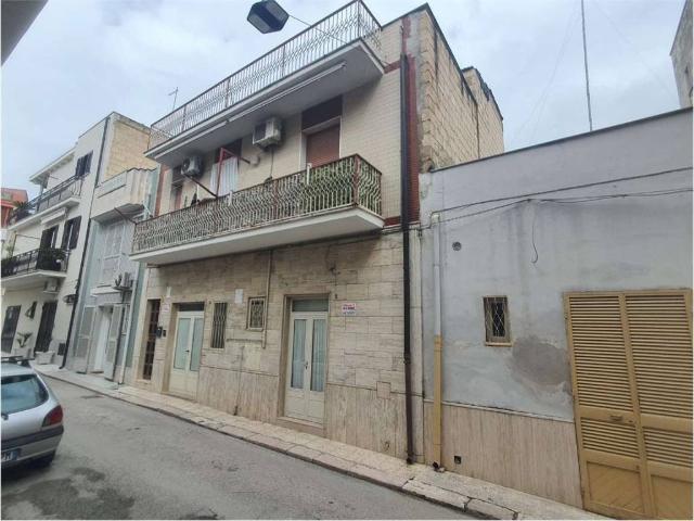 Palazzo / Stabile in vendita a Cerignola FG
