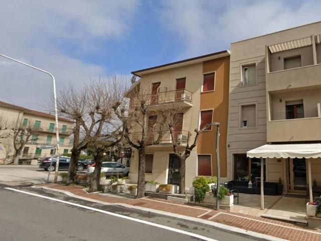 Palazzo / Stabile in vendita a Chianciano Terme SI