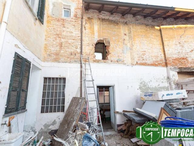 Palazzo / Stabile in vendita a Codogno LO