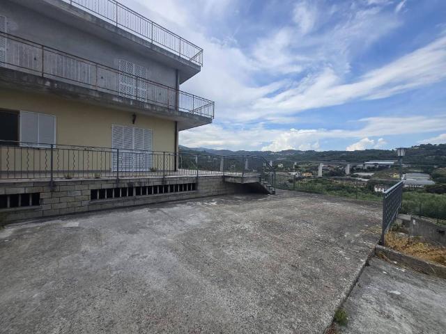 Palazzo / Stabile in vendita a Costarainera IM