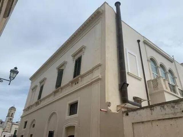 Palazzo / Stabile in vendita a Copertino LE