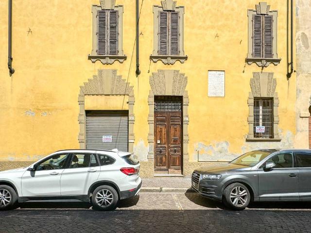 Palazzo / Stabile in vendita a Cremona CR