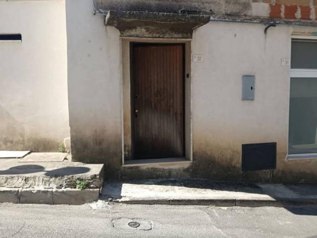Palazzo / Stabile in vendita a Crispiano TA