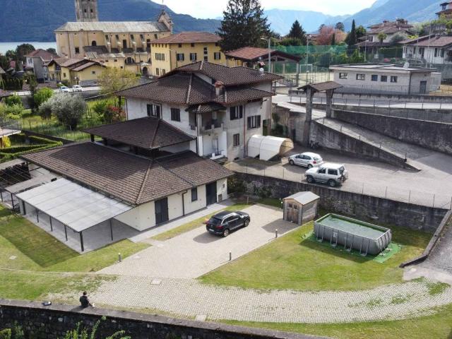 Palazzo / Stabile in vendita a Domaso CO