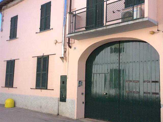 Palazzo / Stabile in vendita a Dorno PV