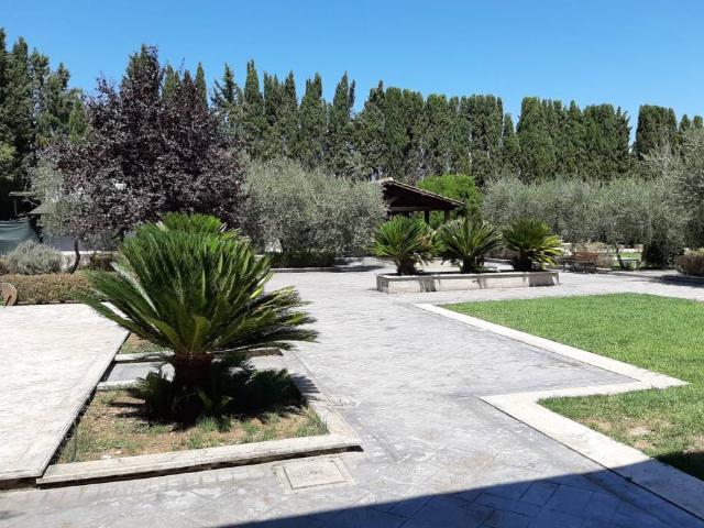 Palazzo / Stabile in vendita a Fiano Romano RM