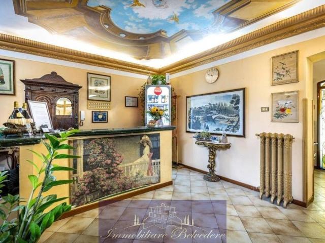 Palazzo / Stabile in vendita a Firenze FI