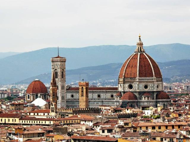 Palazzo / Stabile in vendita a Firenze FI