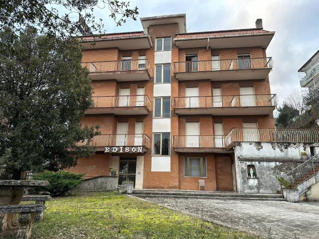 Palazzo / Stabile in vendita a Fiuggi FR