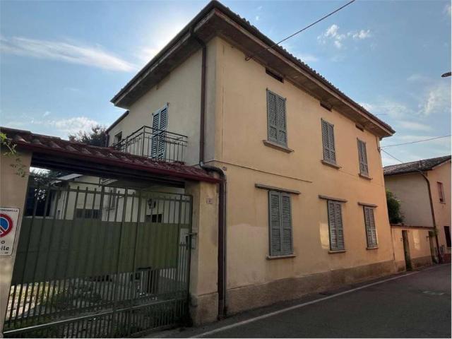 Palazzo / Stabile in vendita a Fontanella BG